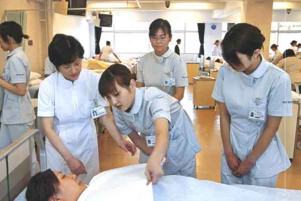 cơ hội việc làm khi đi du học ngành y tại Nhật Bản