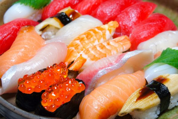 Sashimi là gì? Cách phân biện Sashimi và Shushi của Nhật Bản