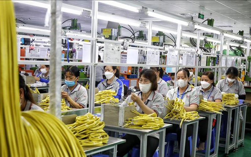 Có nên đi xuất khẩu lao động đơn hàng sản xuất dây điện tại Đài Loan không?